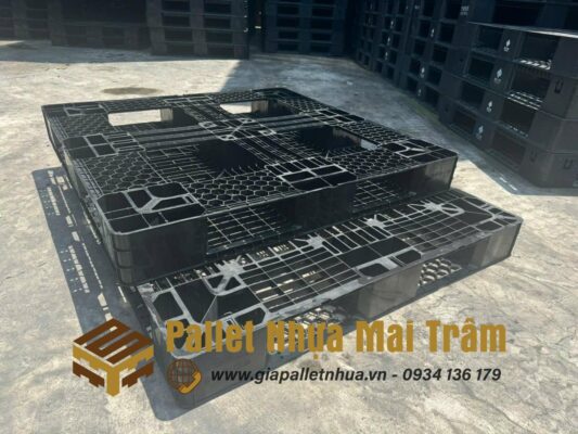 Pallet nhựa cũ kích thước 1050x1050x120mm